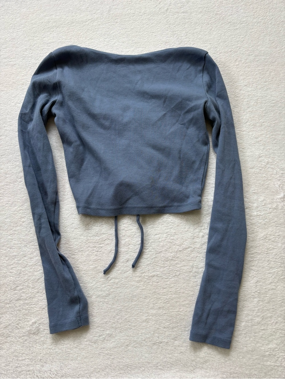 Ruched V-Neck Long Sleeve Crop Top - Blue - Picture 5 of 6
